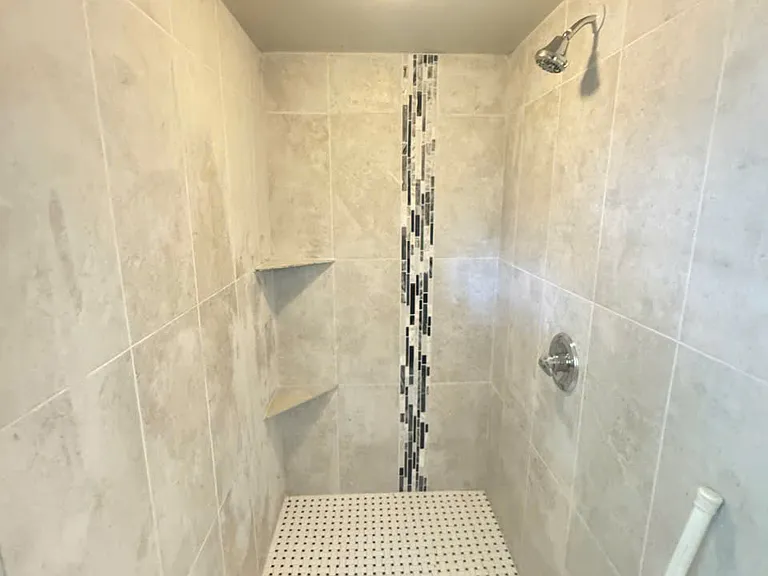 7452 NW 7th St — Photo 12