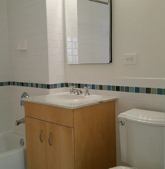 217 Front St #5C — Photo 4