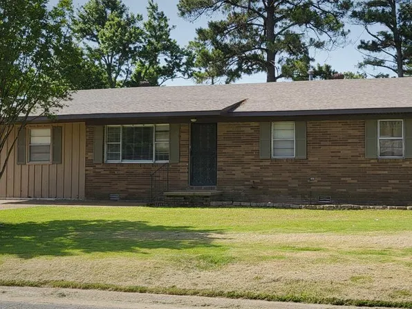 387 Barry St E, Wynne, AR 72396