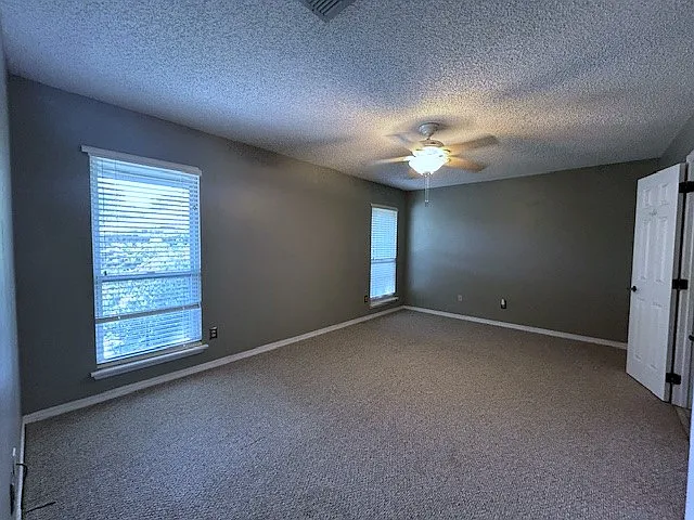 8064 Kilwinning Ln — Photo 10