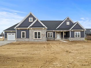 980 N Greece Rd, Greece, NY 14626