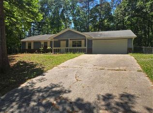 125 E Country Woods Dr, Covington, GA 30016