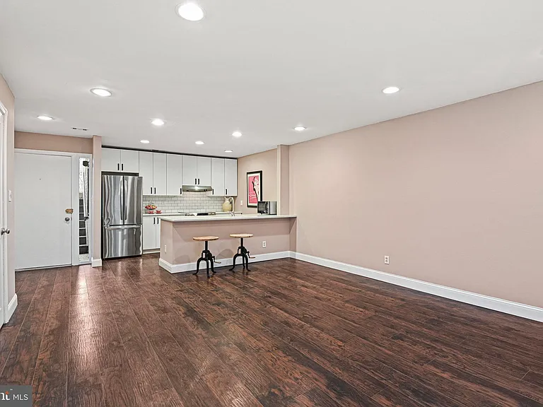 1644 Westwind Way #162 — Photo 4