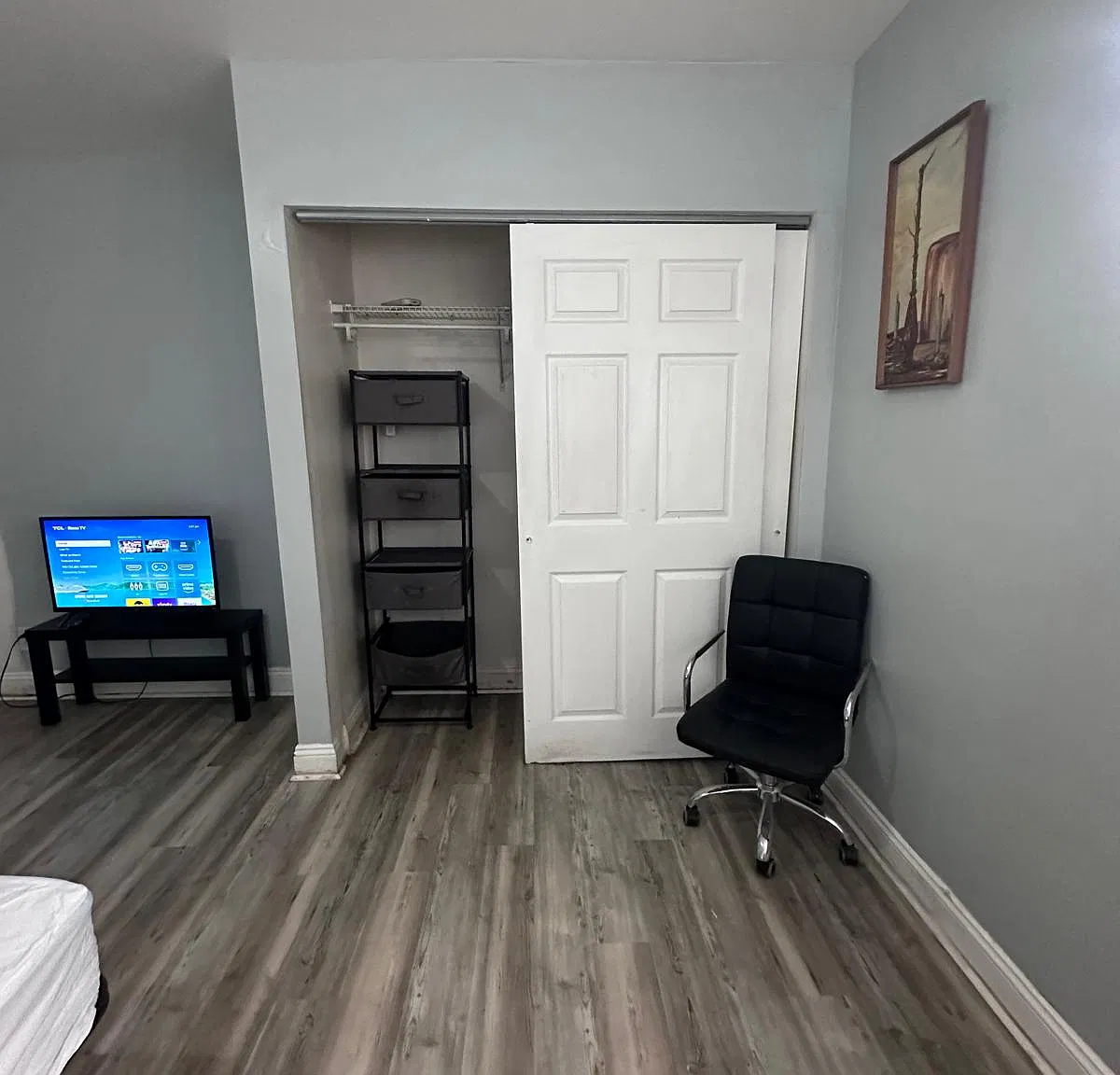 5 bed, 2500 sqft, $850 — Photo 3