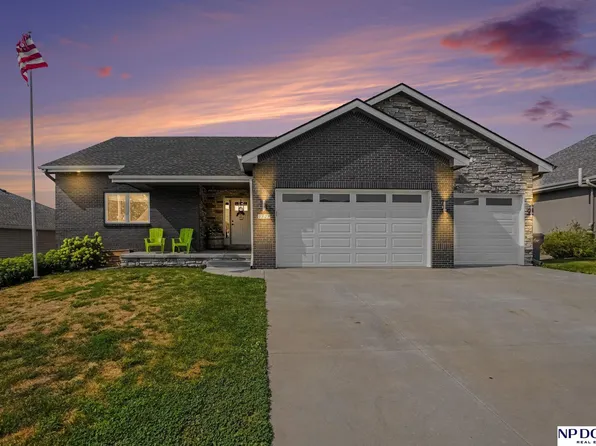 1329 Linden Dr, Blair, NE 68008