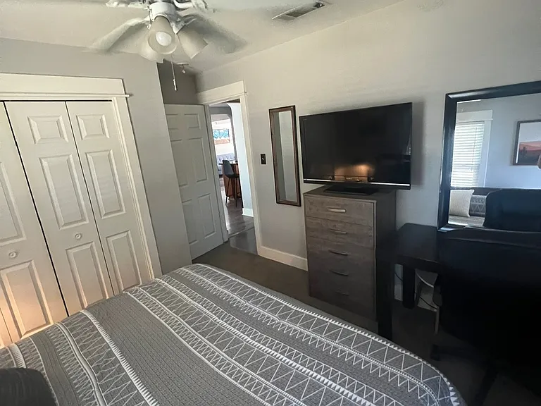 3009 Locke Ln — Photo 18