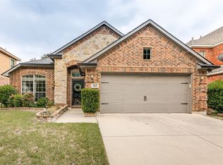 460 Darlington Trl, Fort Worth, TX 76131