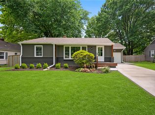 4607 W 59th St, Fairway, KS 66205