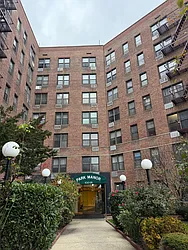 100-25 Queens Boulevard, #6EE