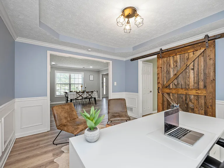 4016 Kenesaw Dr — Photo 13
