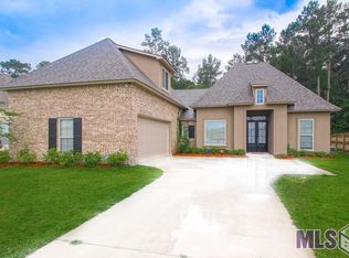 8918 Sandpiper St, Denham Springs, LA 70706