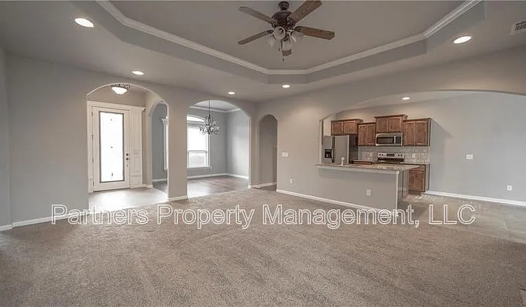 3131 W Ika Ln — Photo 4