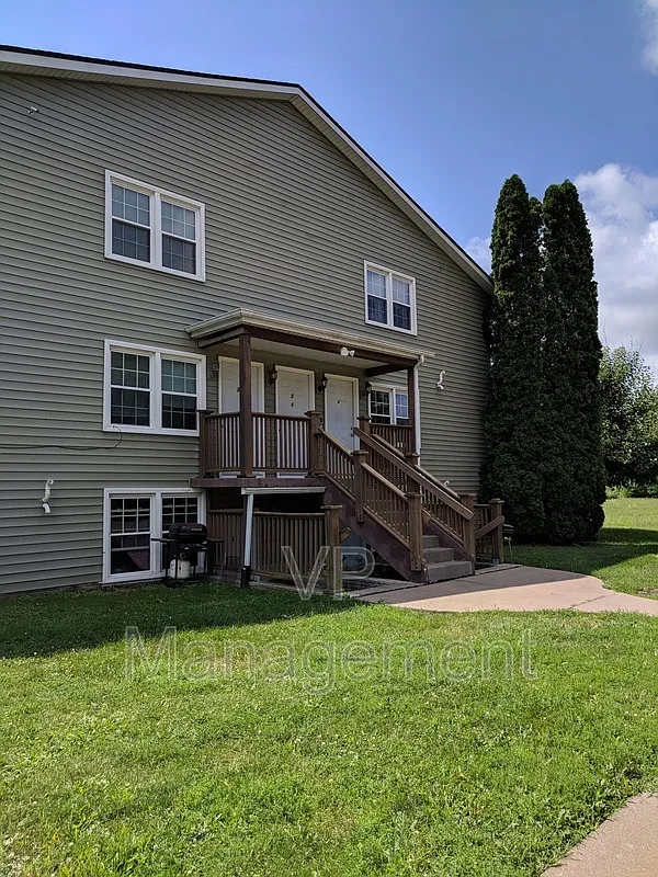 2 bed, 1.0 bath, 720 sqft, $895 — Photo 3