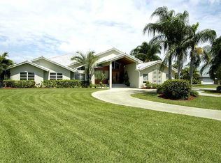 9800 SW 148th Ter, Miami, FL 33176