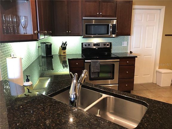 3rd image of 6344 Green Oak Cir #6344