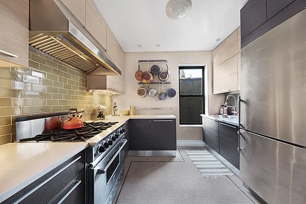 Sold by Compass | media 26