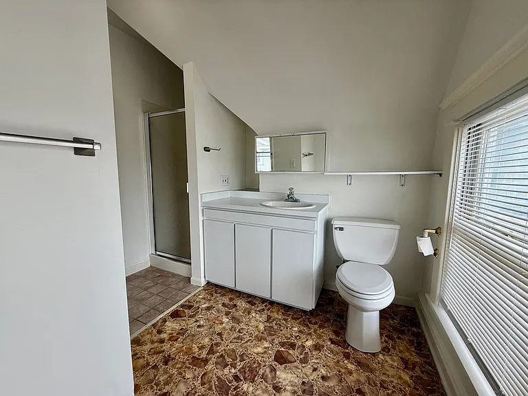 3415 Locust St. — Photo 11