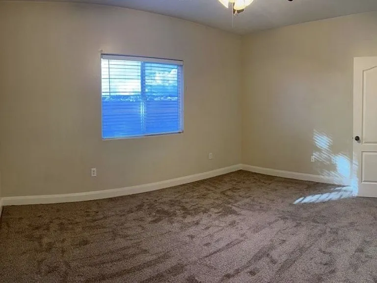 1058 S Red River Rd — Photo 19
