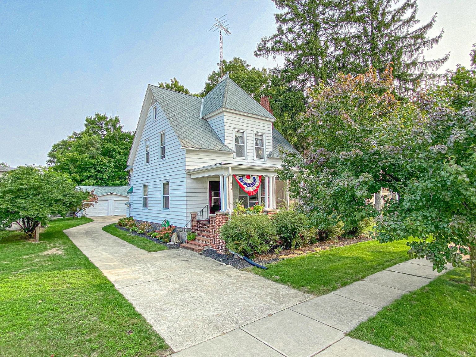 310 W Telegraph St, Dowagiac, MI 49047 Zillow