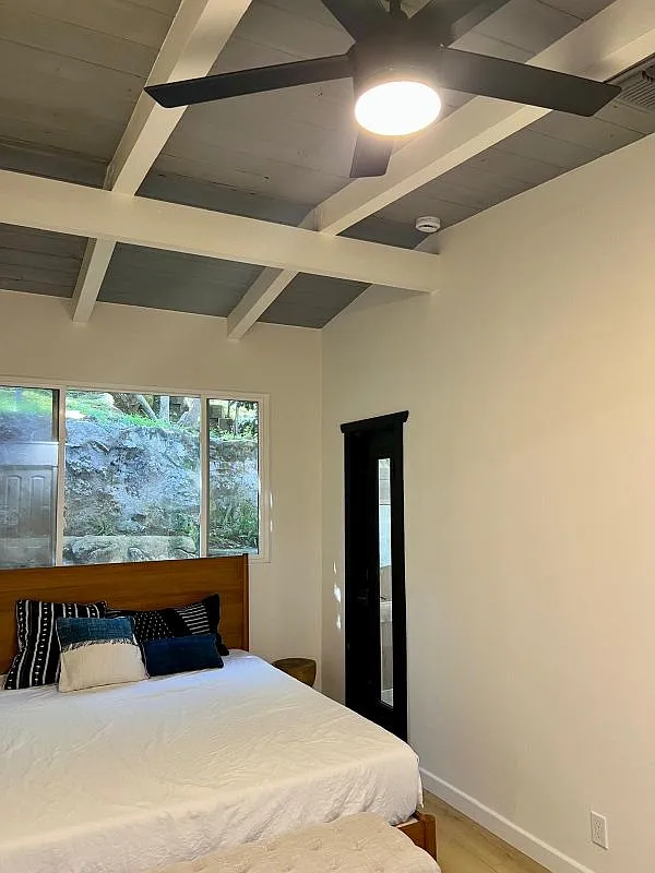 1 bed, 1.0 bath, 1000 sqft, $3,700 — Photo 2