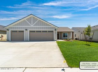 9101 W Cultivator Ave, Rathdrum, ID 83858