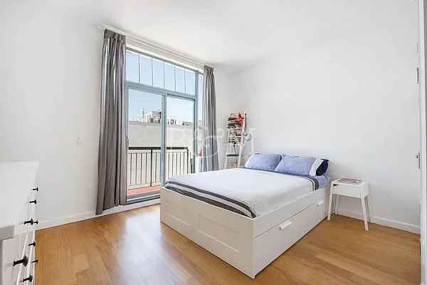 Sold by Brick&Mortar | media 18