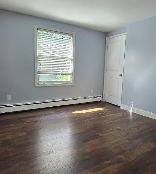 25 Essex Rd — Photo 9