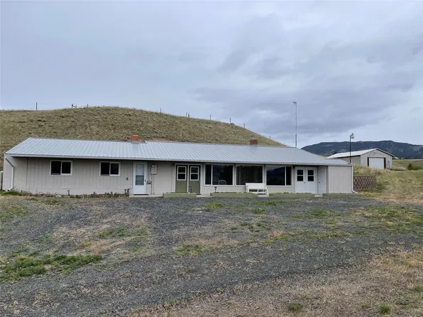 14 W 2nd St, Whitehall, MT 59759