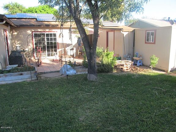 3rd image of 132 S Catalina St