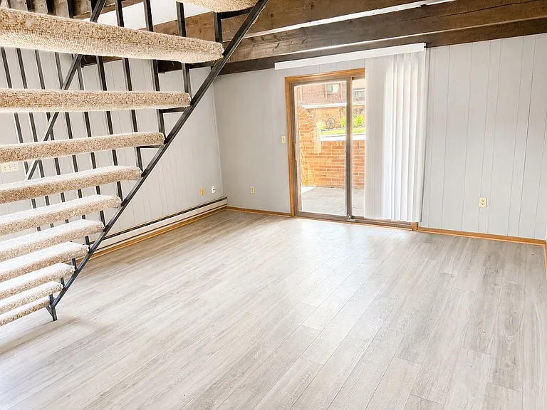 5266 Grafton Rd #9-D — Photo 4