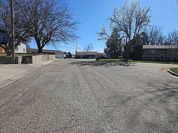 4th image of 45 Reed St