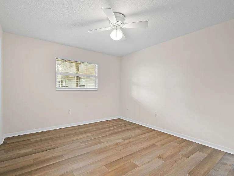1423 Aries Ln #3 — Photo 10