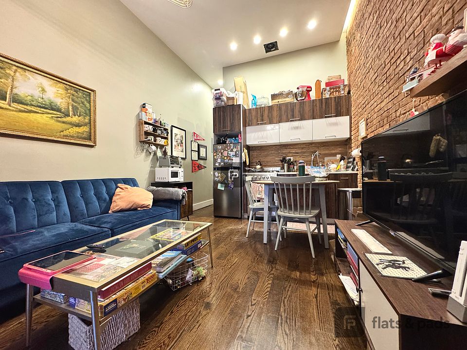 1st image of 600 Rogers Ave APT 1A
