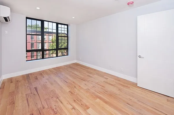 Rented by Next Door Realty NYC | media 31