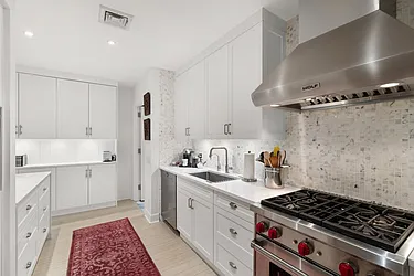 Sold by Nest Seekers International