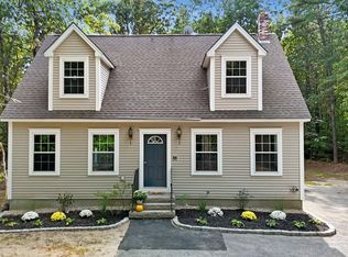 516 Falmouth Rd, Windham, ME 04062