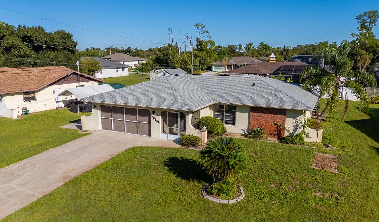 3 bed, 2.0 bath, 1370 sqft, $2,200 — Photo 4
