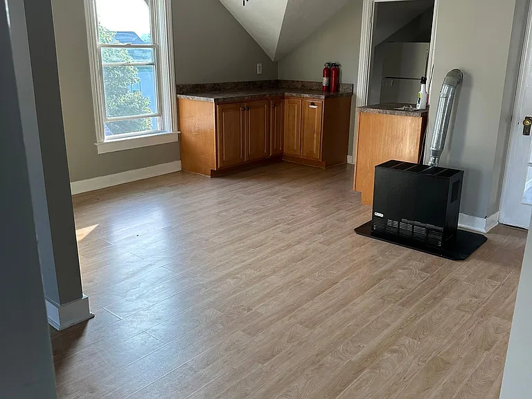 95 Park Ave #3 — Photo 9