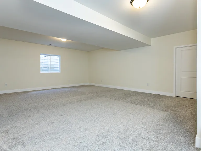 7154 Savannah Dr — Photo 25