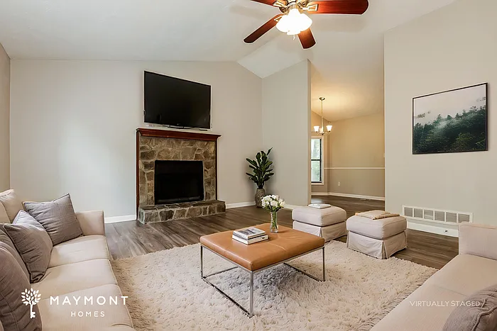 7660 Mountain Creek Way — Photo 6
