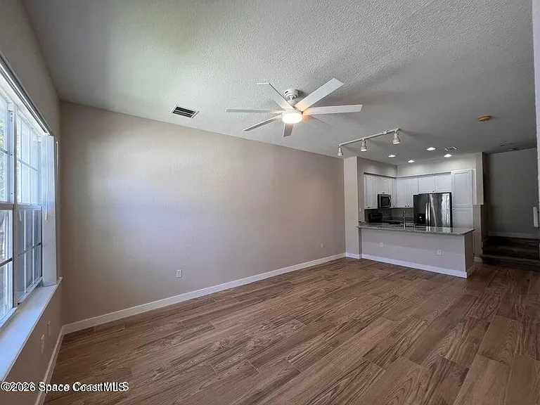 105 Turpial Way #103 — Photo 2