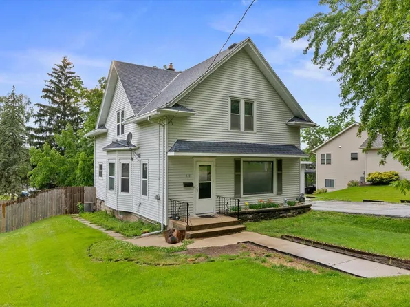 337 South John STREET, Mayville, WI 53050