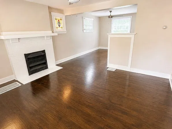 Mt. Lebanon Duplex for Rent with Front and Back Porch * Pet Friendly Apartment * Walk to the T * ..., 760-782 Shady Dr E #764, Pittsburgh, PA 15228