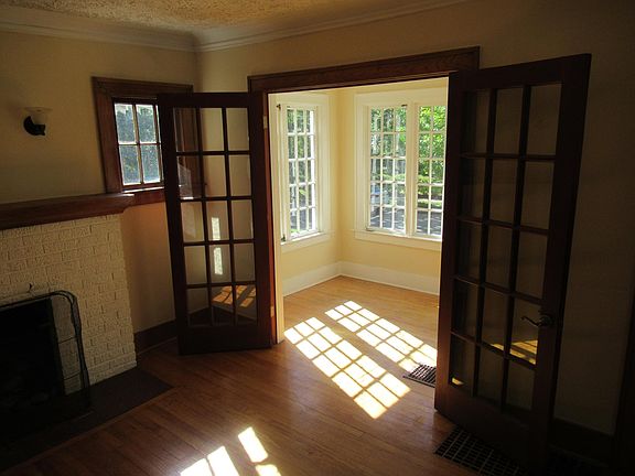 Cozy sunroom, a perennial favorite
