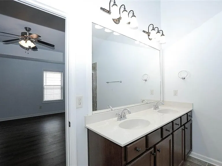 438 Privet Cir — Photo 31