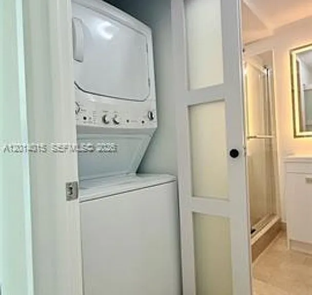 79 SW 12th St #4008S — Photo 12