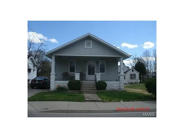 410 S 10th St photo 1