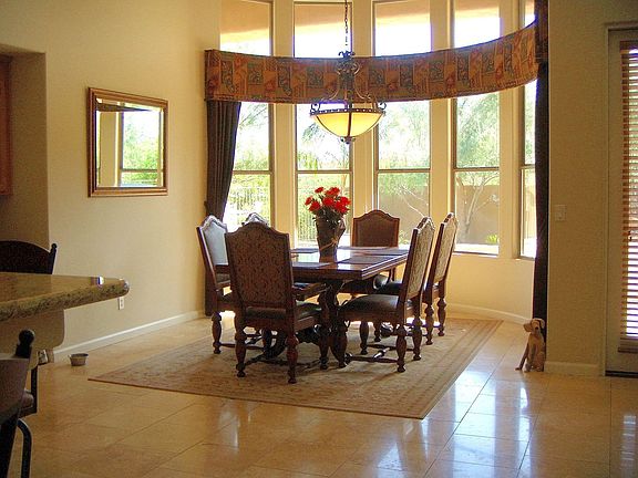 Large eat in kitchen area