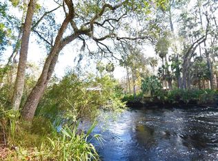 1412 Palm St NE, Steinhatchee, FL 32359