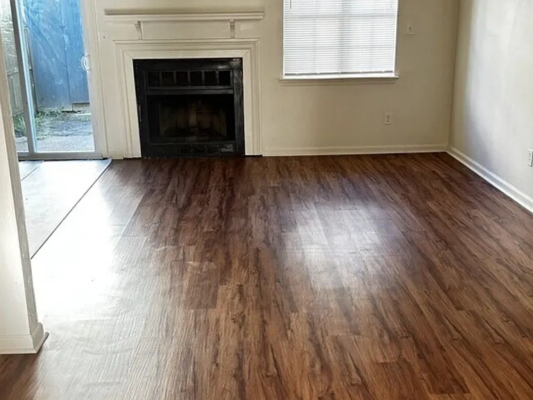 424 Peregrine St — Photo 3